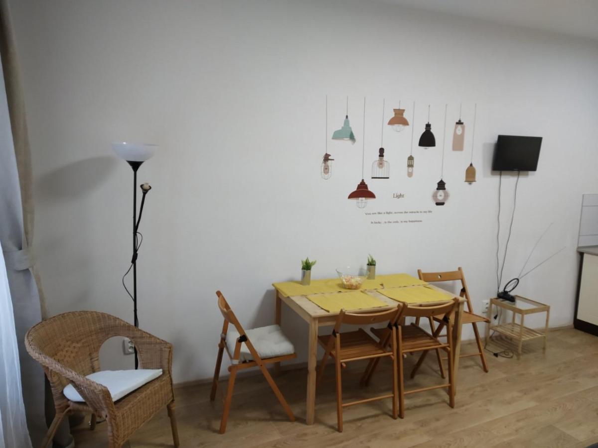 Apartmans In The Center With Privat Parking Apartment Brno Bagian luar foto