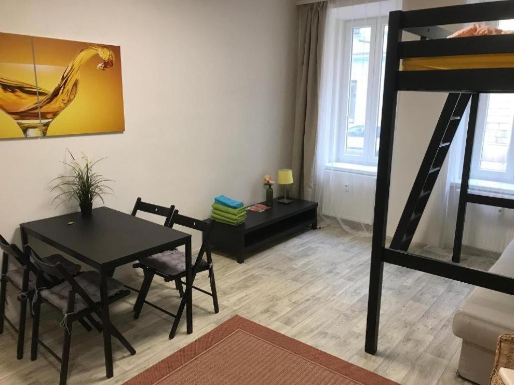 Apartmans In The Center With Privat Parking Apartment Brno Bagian luar foto
